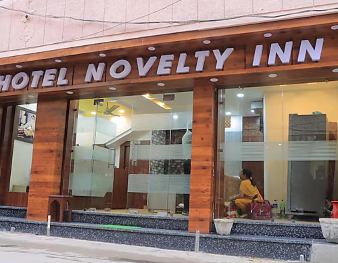 Hotel Novelty Inn Amritsar Extérieur photo